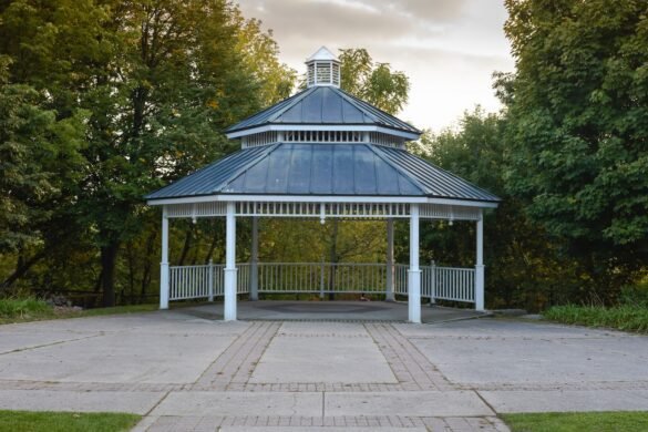 10x10 polycarbonate gazebo on a field