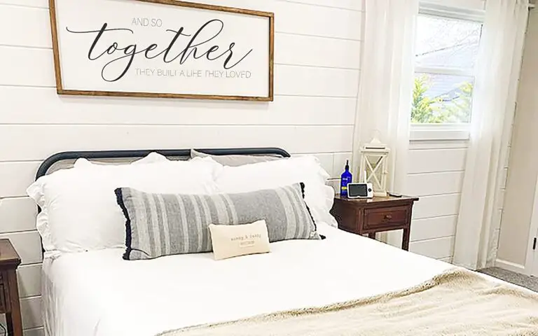 Hay! 7 Farmhouse Bedroom Decor Ideas to Make Your Inner Cowgirl Yeehaw!