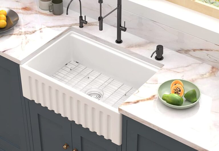 Do White Farmhouse Sinks Scratch Easily? The Truth Behind the Porcelain Peril