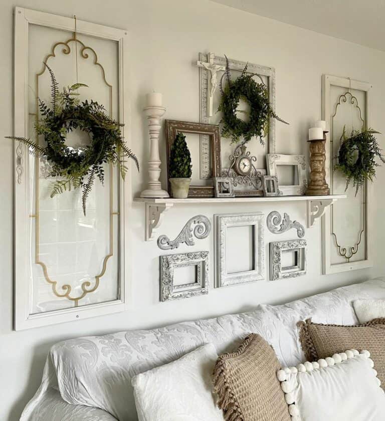 Antique Frames Revitalized: Wall Décor Inspiration