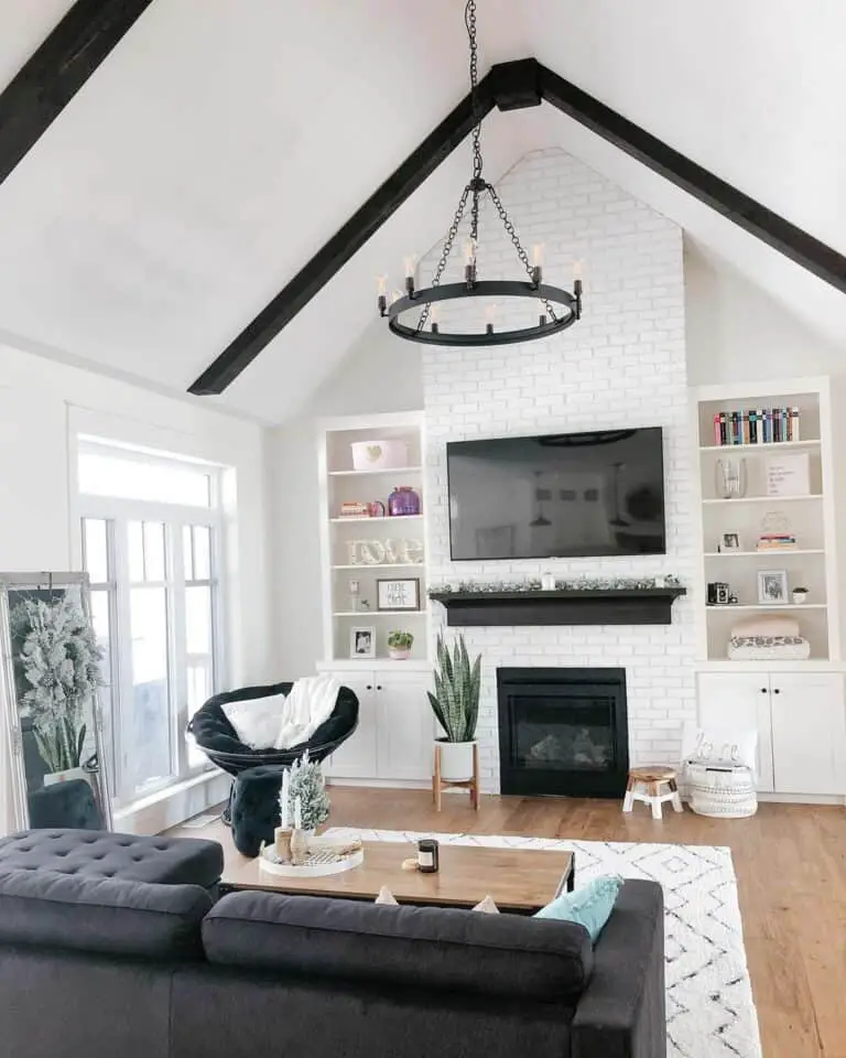 Emphasizing Elegance: White Ceilings and Exposed Black Beams