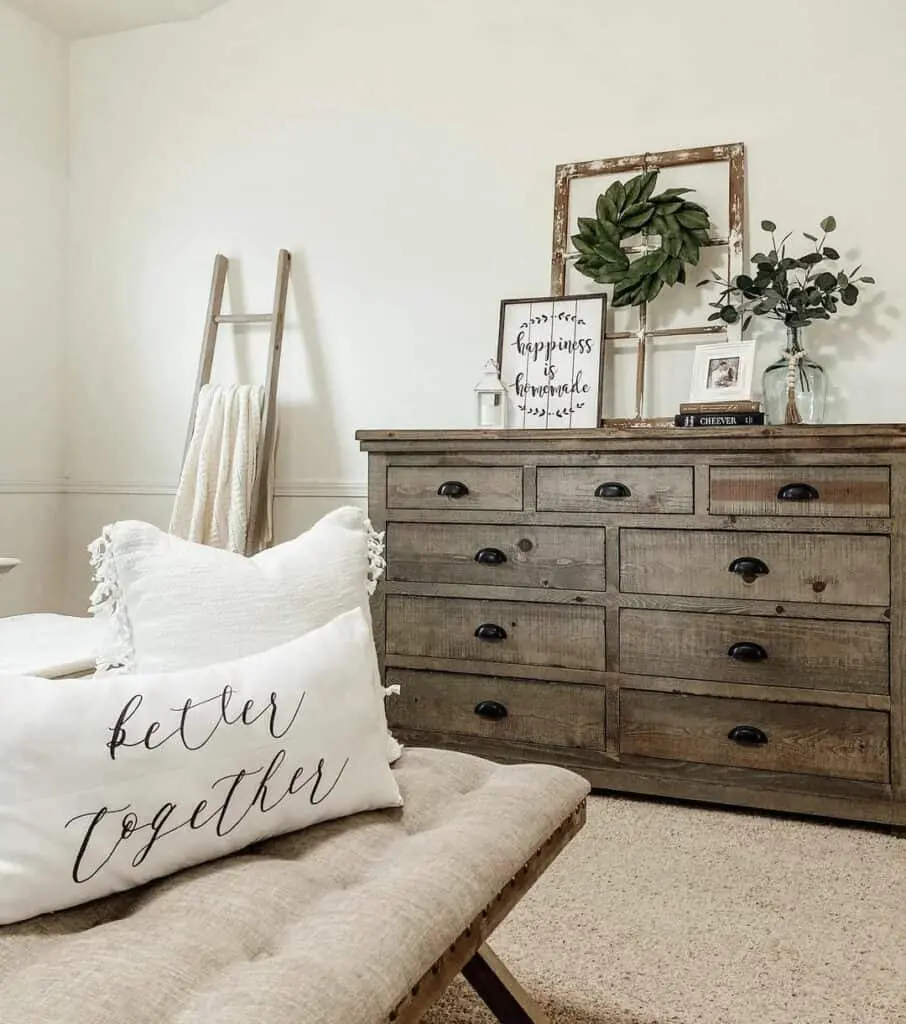 Farmhouse Bedroom Enhanced by Rustic Décor