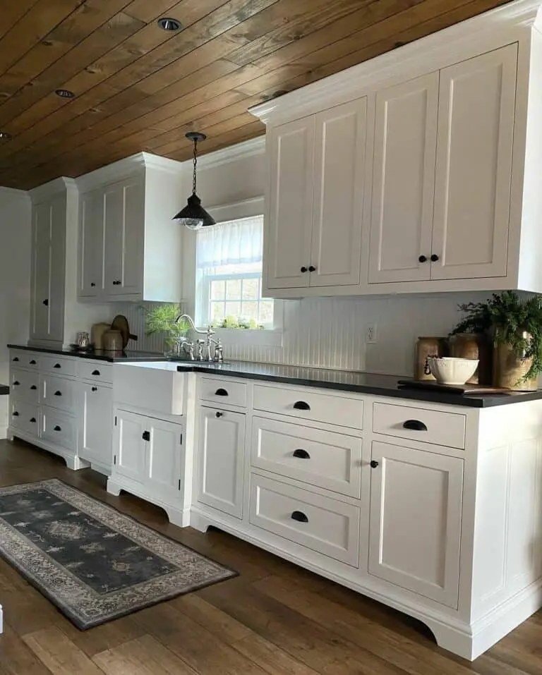 Kitchen Transformation: Benjamin Moore's White Dove Cabinets