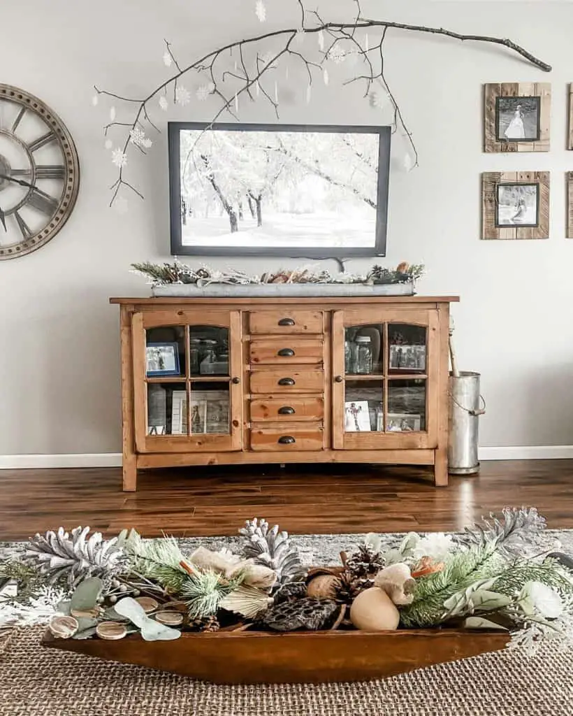 Rustic Elegance: A Mesmerizing TV Feature Wall