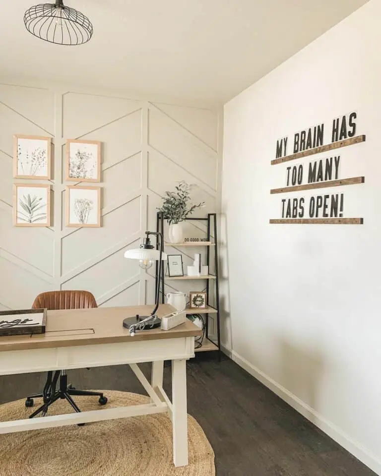 Tranquil Office Decor Ideas Featuring Herringbone Paneling