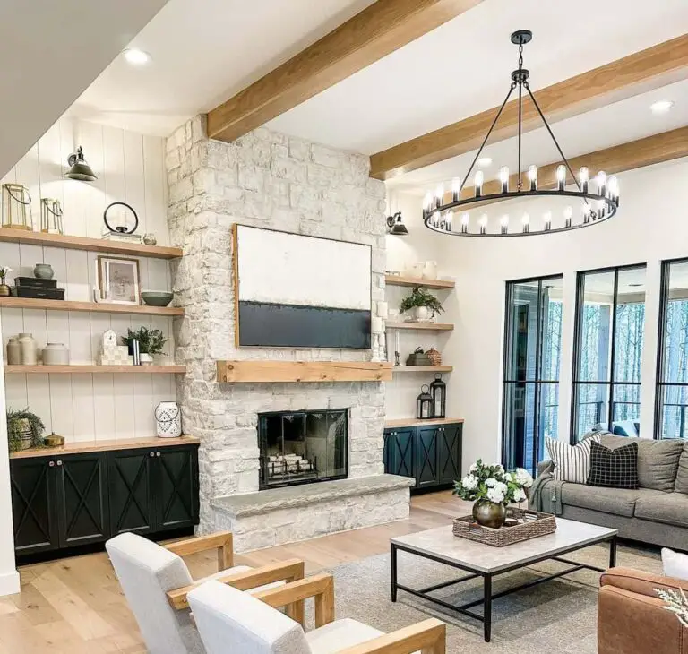 7+ Unique Ceiling Ideas to Elevate Your Farmhouse Living Room’s Ambiance