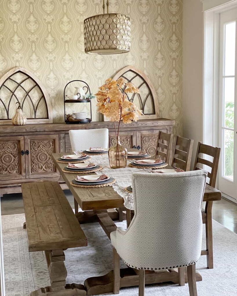 Dining Area Adorned With Rustic Wooden Farmhouse Décor