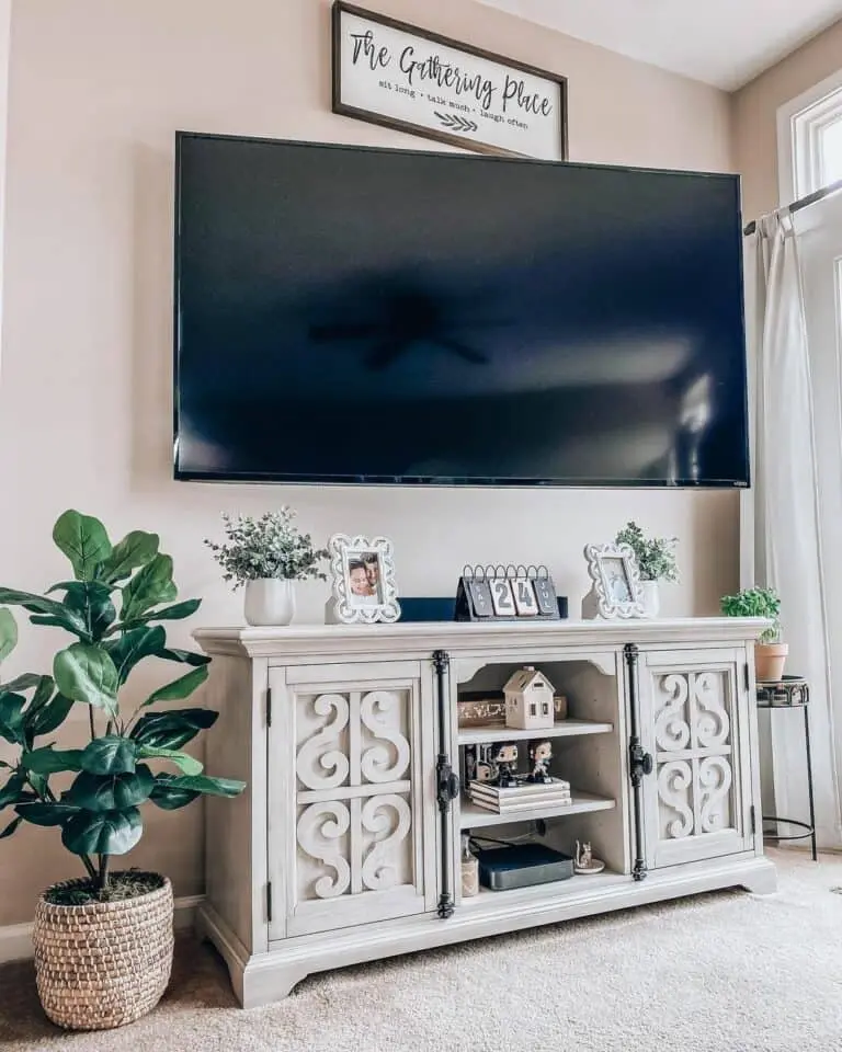 Farmhouse-Styled Nook with Media Center