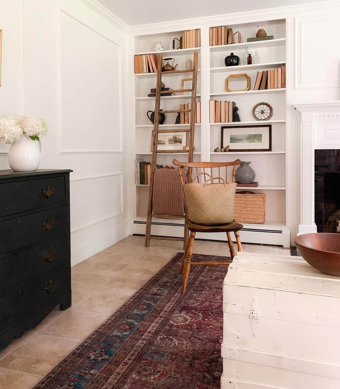 Inviting White Built-in Living Room Shelves