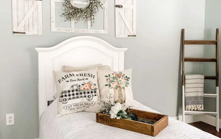 7+ Amazing Farmhouse Décor Tips To Infuse Charm Into Your Home