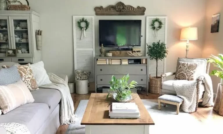 The Subtle Charms of a Neutral Farmhouse Living Room