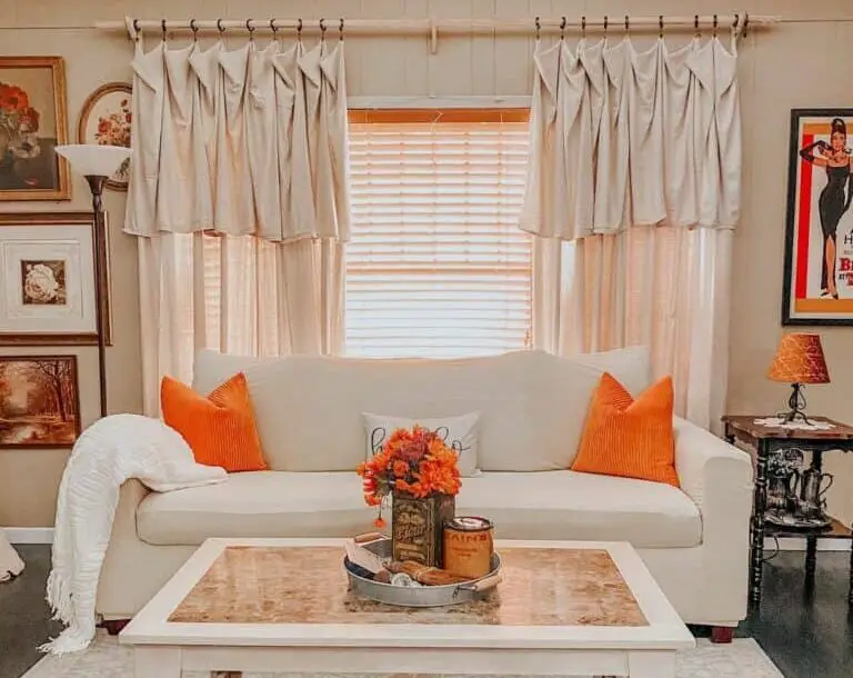 7+ Curtain Inspirations for Creating a Cozy Atmosphere in Your Farmhouse Living Room