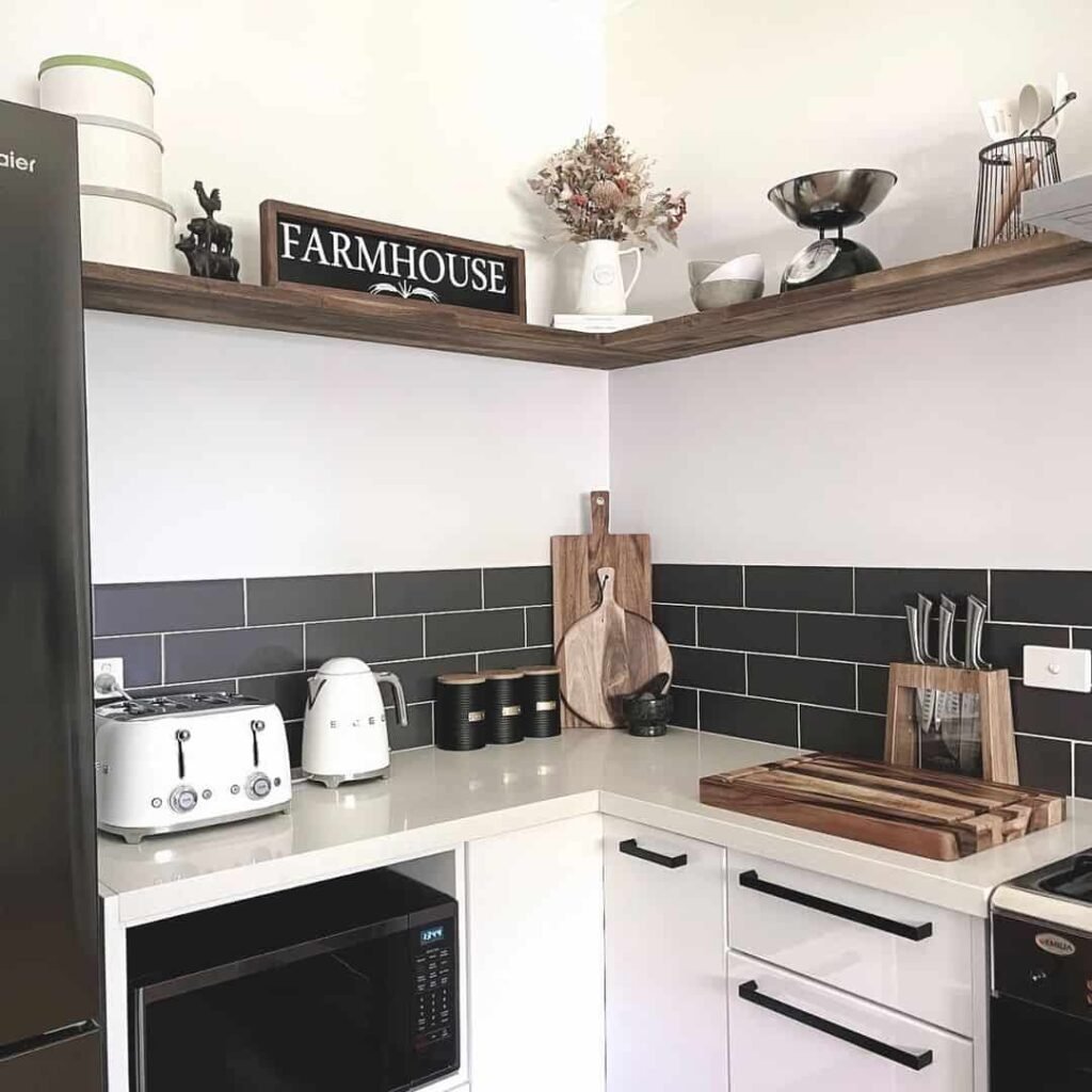 7+ Functional Corner Shelf Ideas to Optimize Your Farmhouse-style Home ...