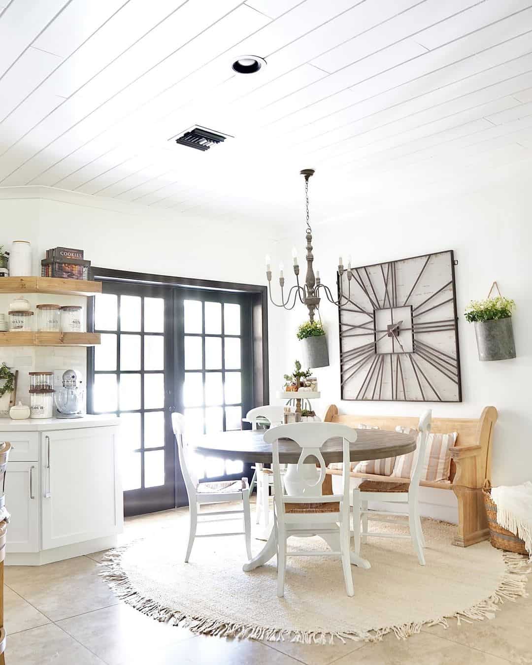 Warm and Welcoming Breakfast Nook with a Wooden Bench