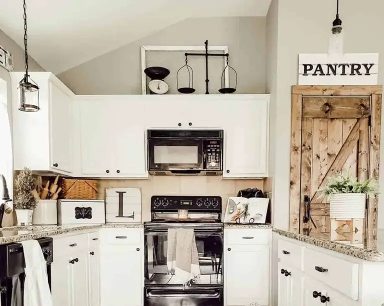 7+ Smart Cabinet Ideas for Microwave Placement in Your Farmhouse Kitchen