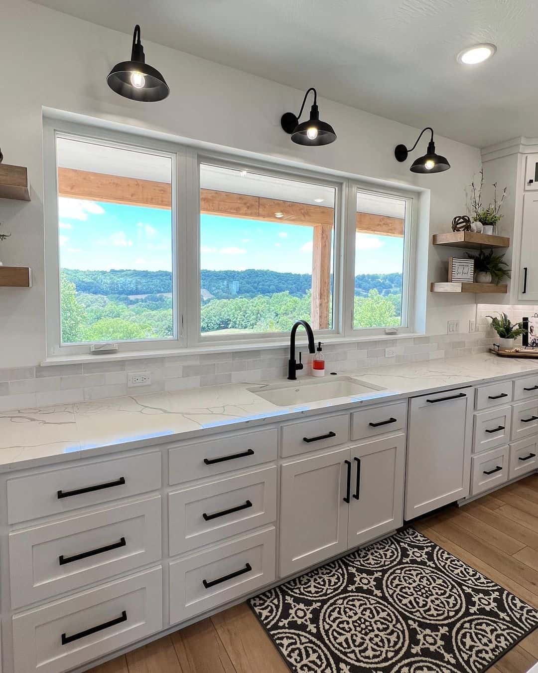 Black and White Kitchen Accents