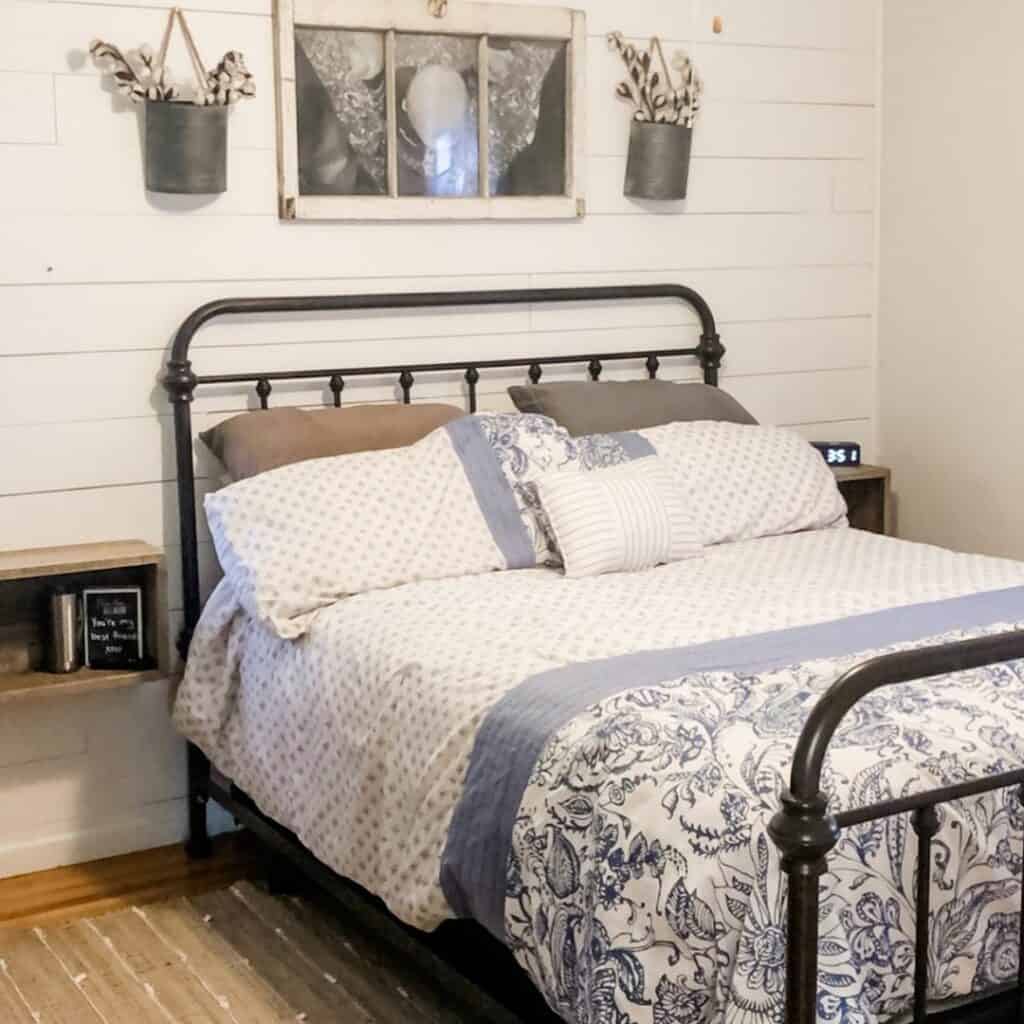 Farmhouse Bedroom Charm with Rustic Wall Decor