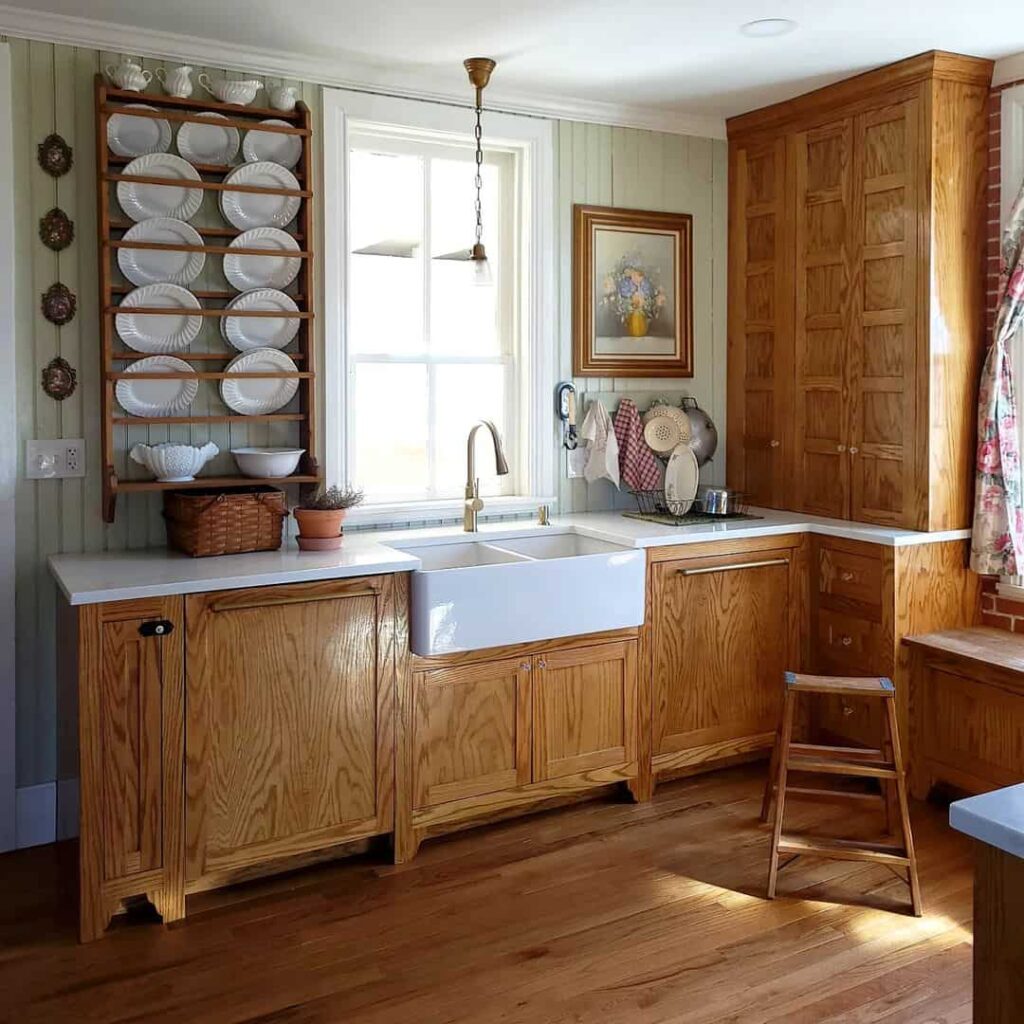 7+ Modern Farmhouse Kitchen Ideas with Oak Cabinets