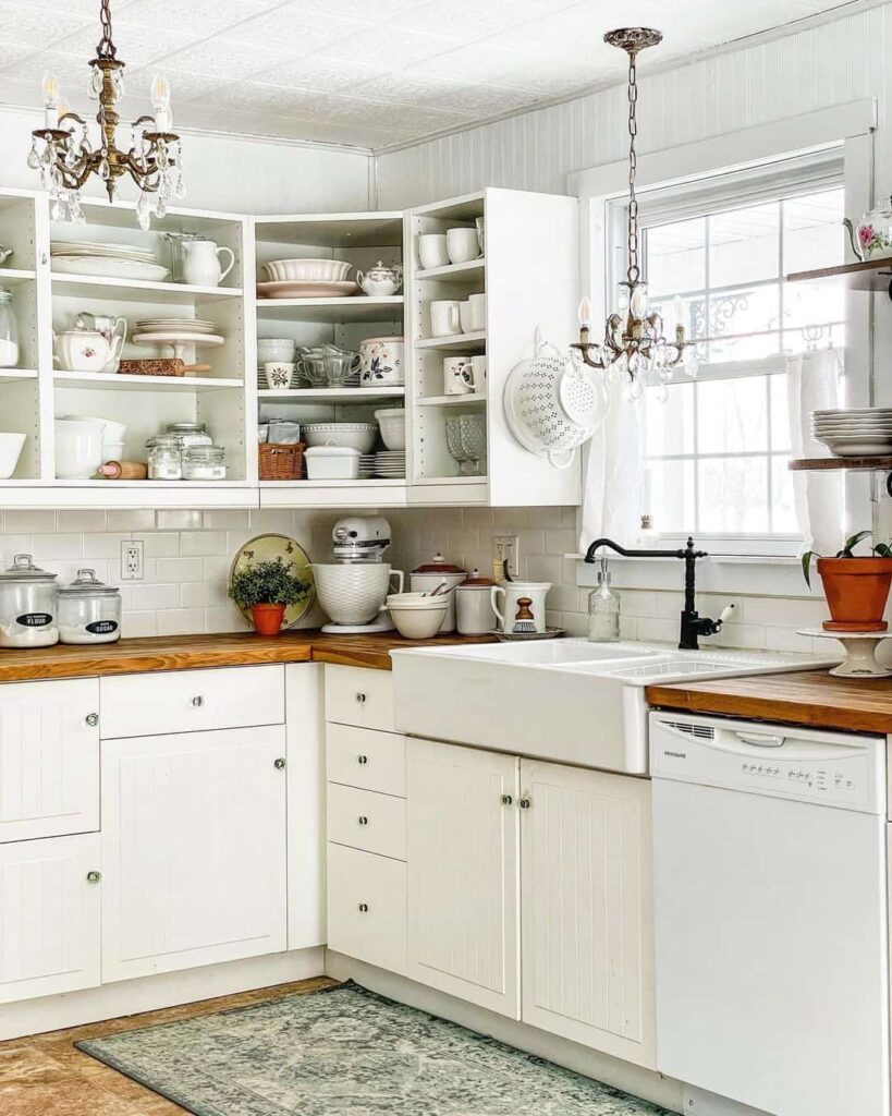 7+ Space-Maximizing Countertop Organization Ideas for Farmhouse Kitchen