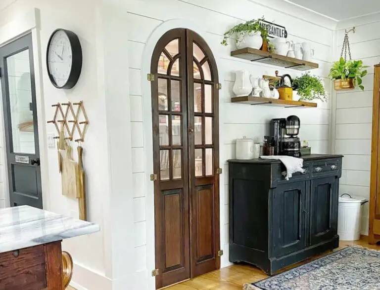 7+ Shelf Decor Ideas to Adorn Your Farmhouse-style Home