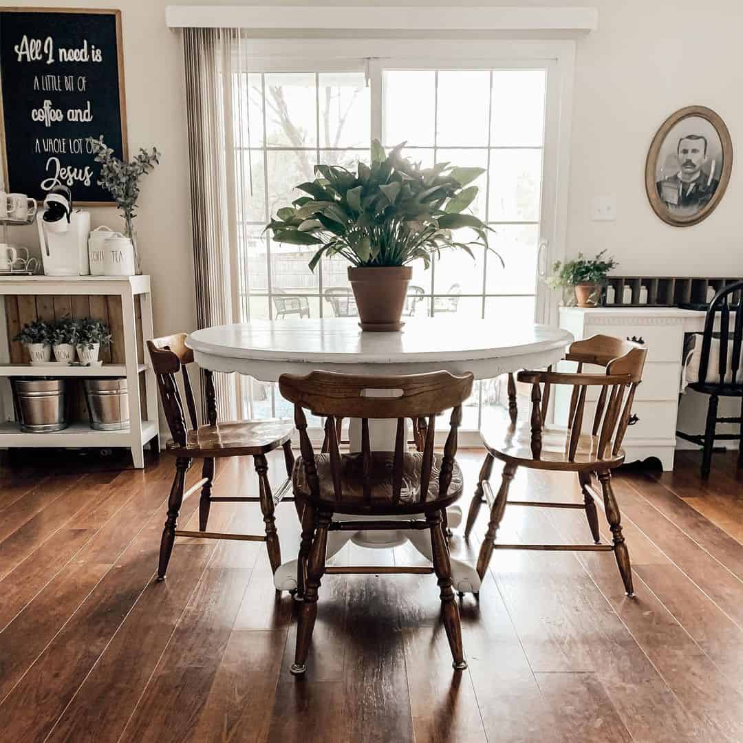 Modern White Window Trim