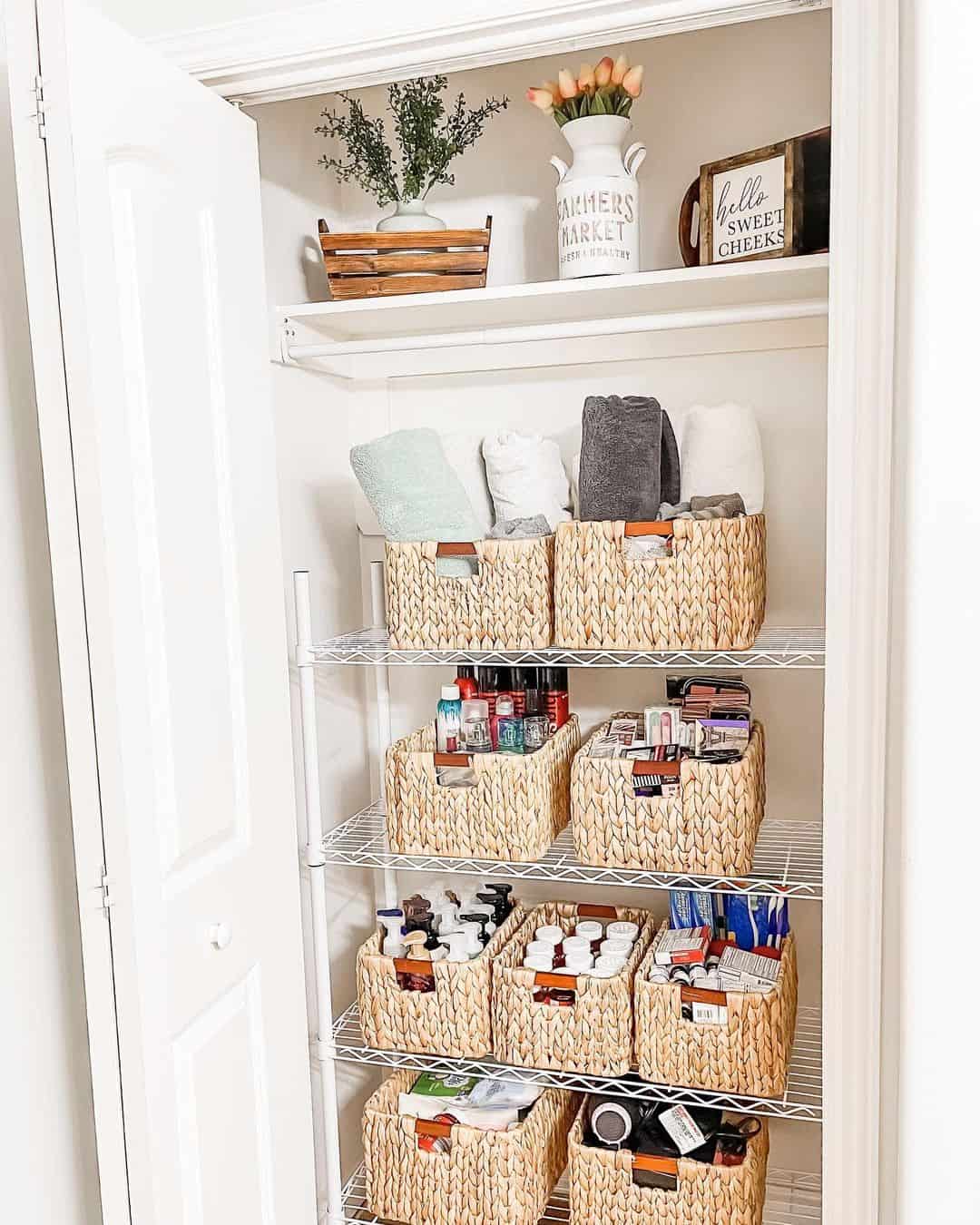 Rattan-Basket Pantry in Classic Style