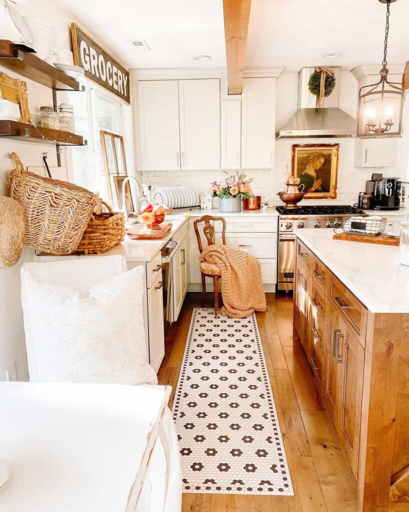 7+ French Country Kitchen Ideas with Farmhouse Flair