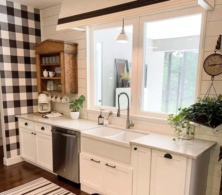 7+ Farmhouse Sink Ideas for a Charming Country Kitchen Update