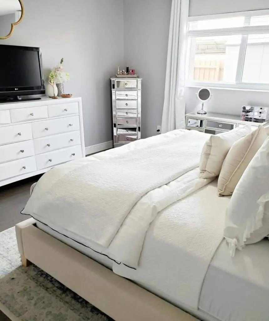 Farmhouse-Chic Modern White Bedroom