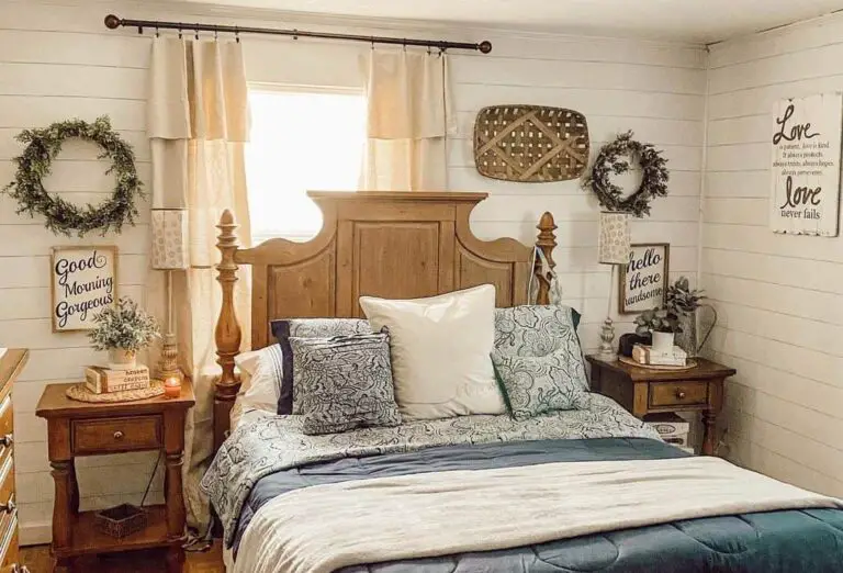 7+ Farmhouse Bedroom Ideas That’ll Make You Feel Like You’re in a Cozy Country Cottage