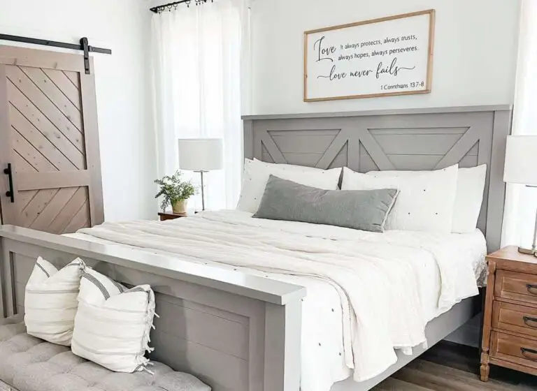 7+ Elegant Beige and Grey Farmhouse Bedroom Ideas for a Chic Look
