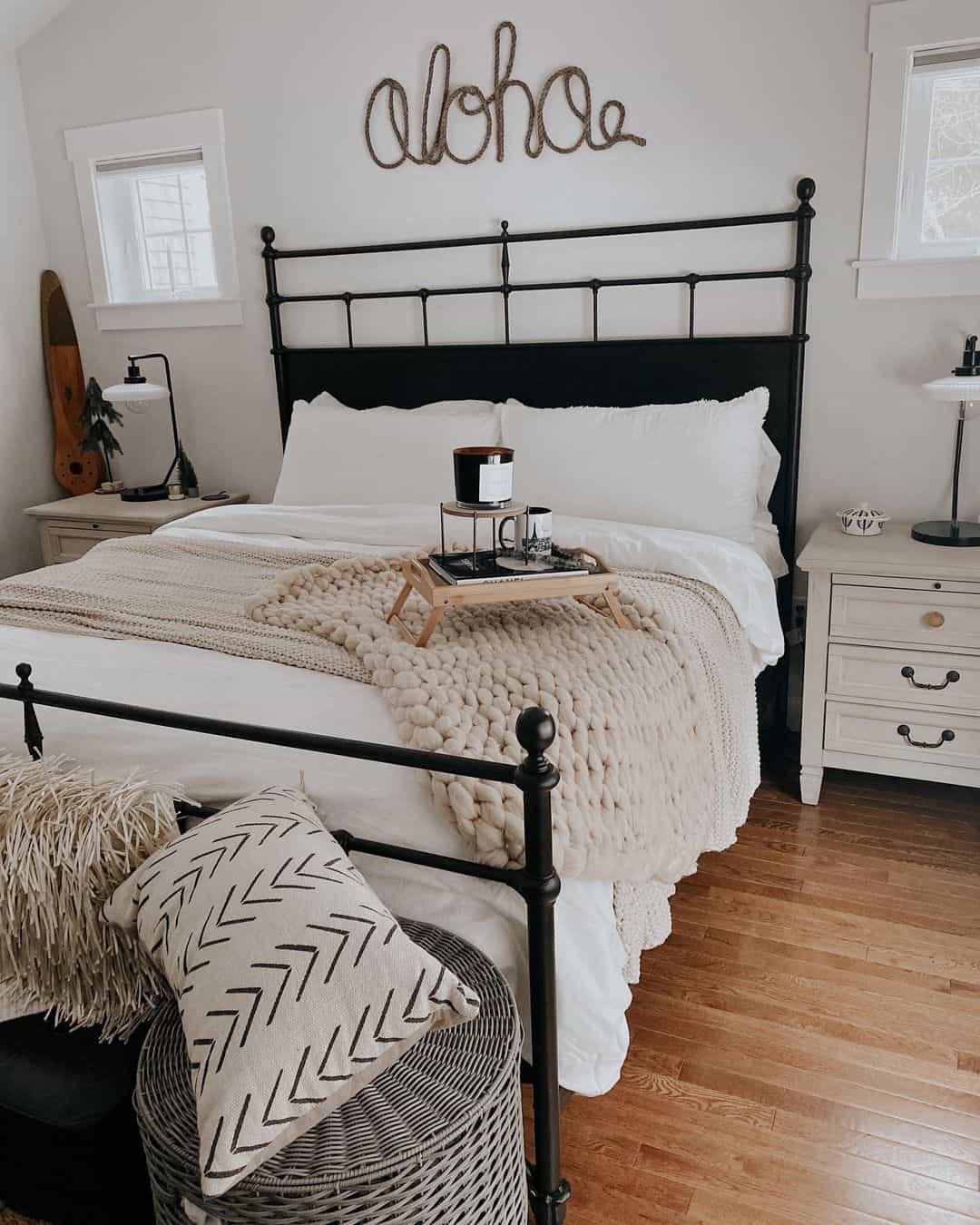 Cozy Farmhouse Haven with Bed Accents