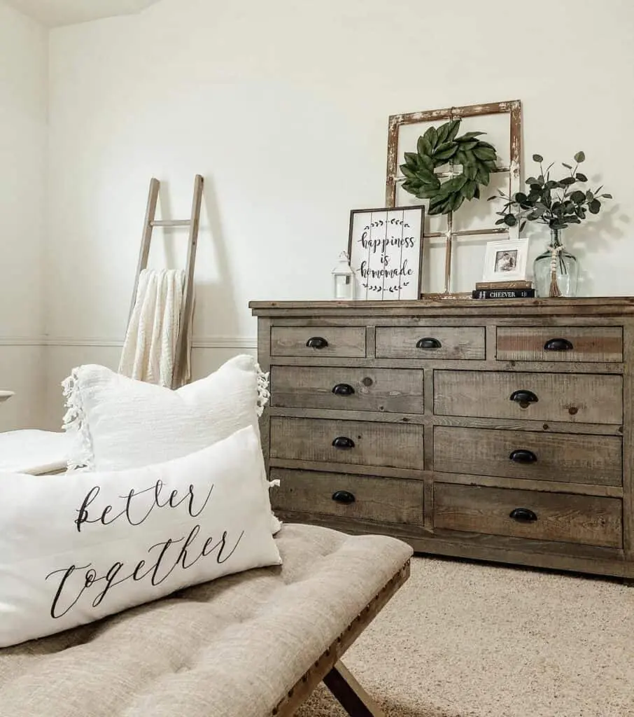 Farmhouse Bedroom Décor Featuring Wooden Cabinet