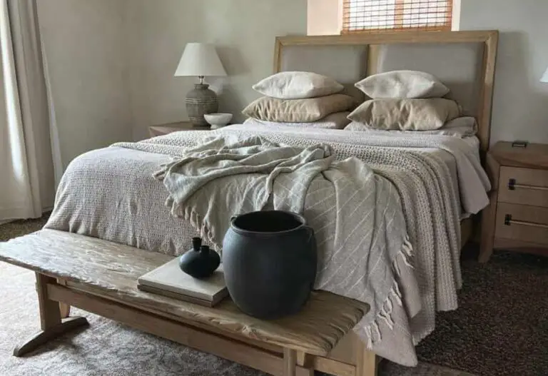 7+ Rustic Bedroom Flooring Ideas to Refresh Your Countryside Escape