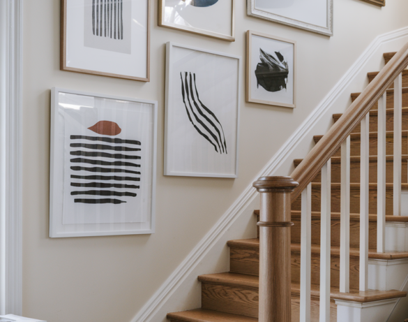 25 Staircase Molding Ideas That Instantly Elevate Your Stairway Design ...