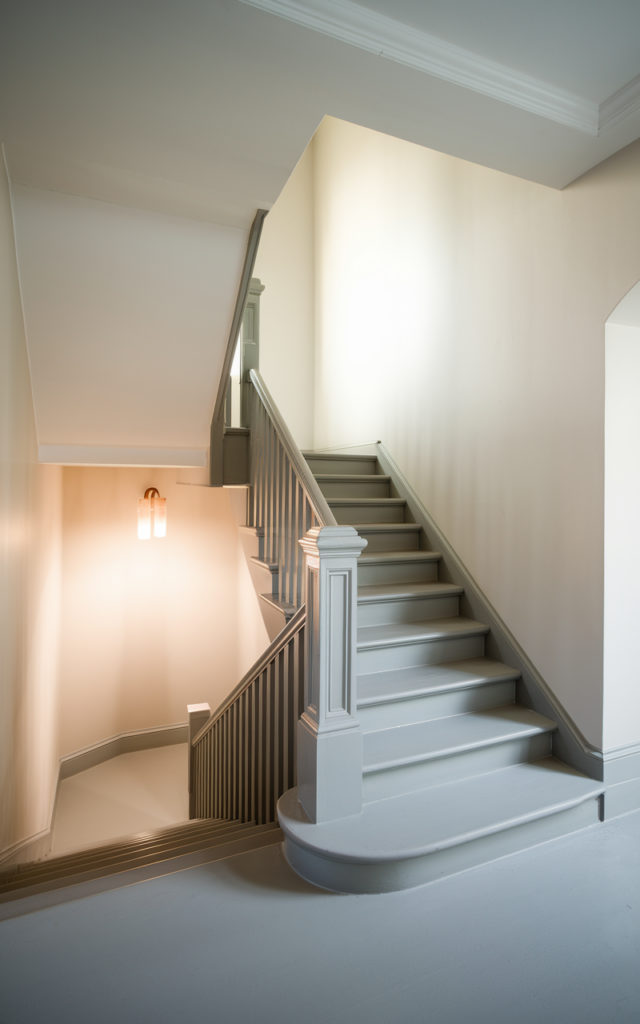 Go monochrome for a seamless look