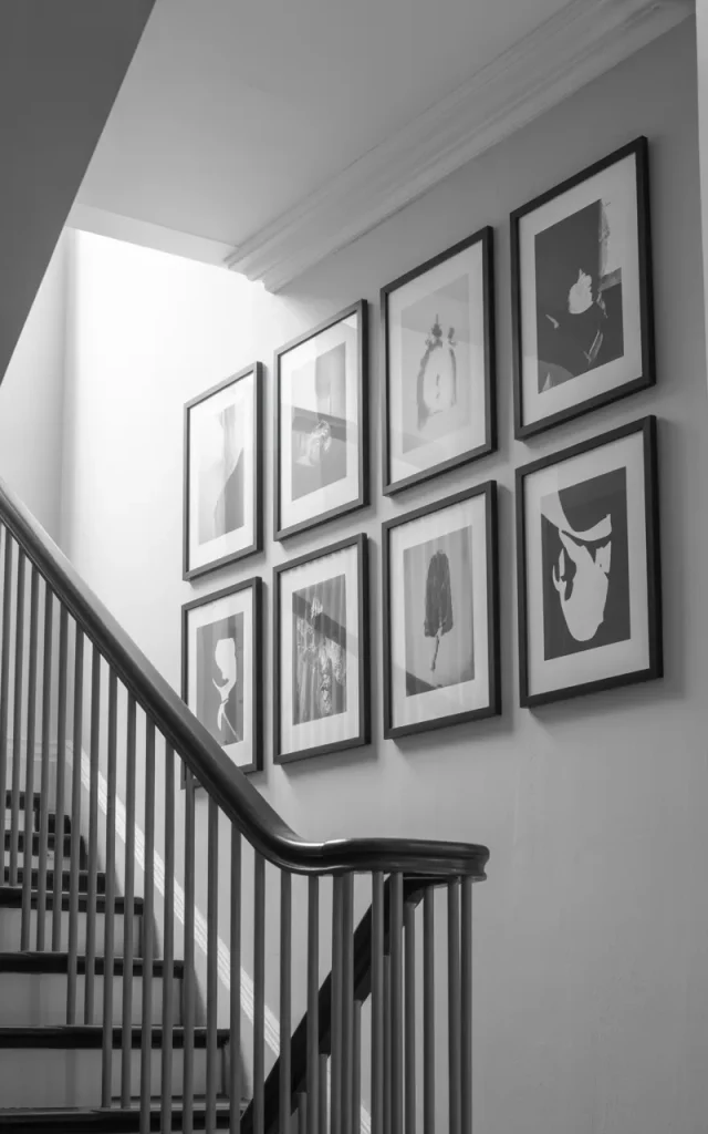 Create a monochrome art moment wall 🎭